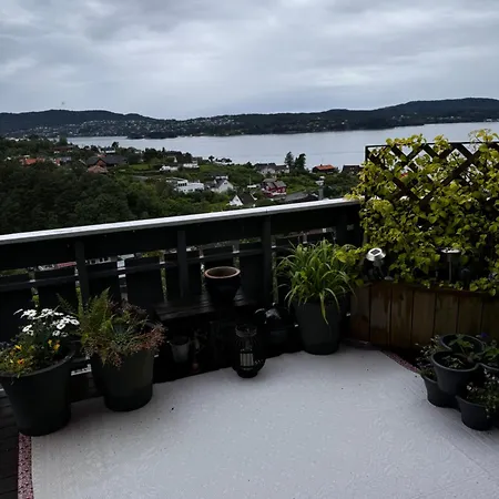 With A View Βίλα